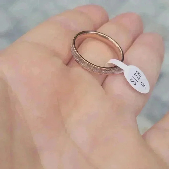 Women engagement wedding ring size 9 - Picture 8 of 9